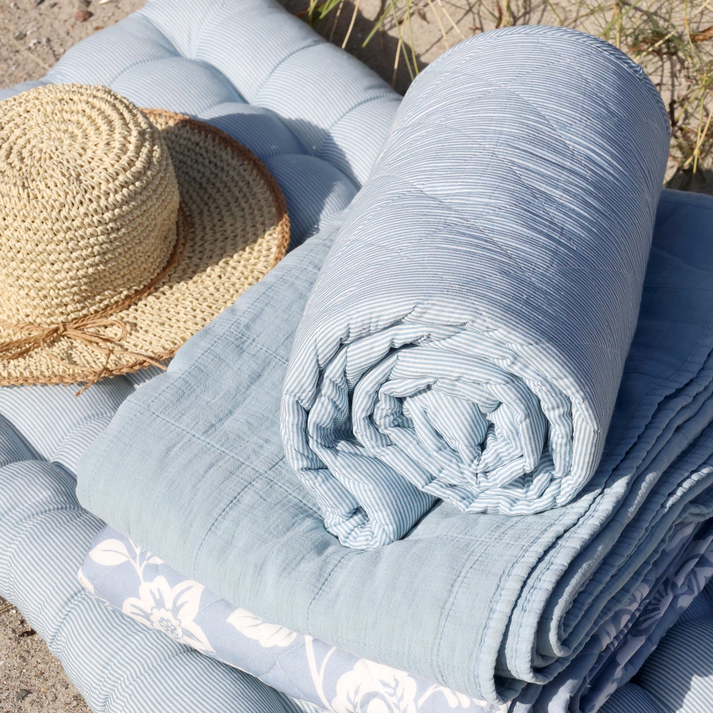 Torkkupeitto tikattu Vintage Sky Blue Chic Antique