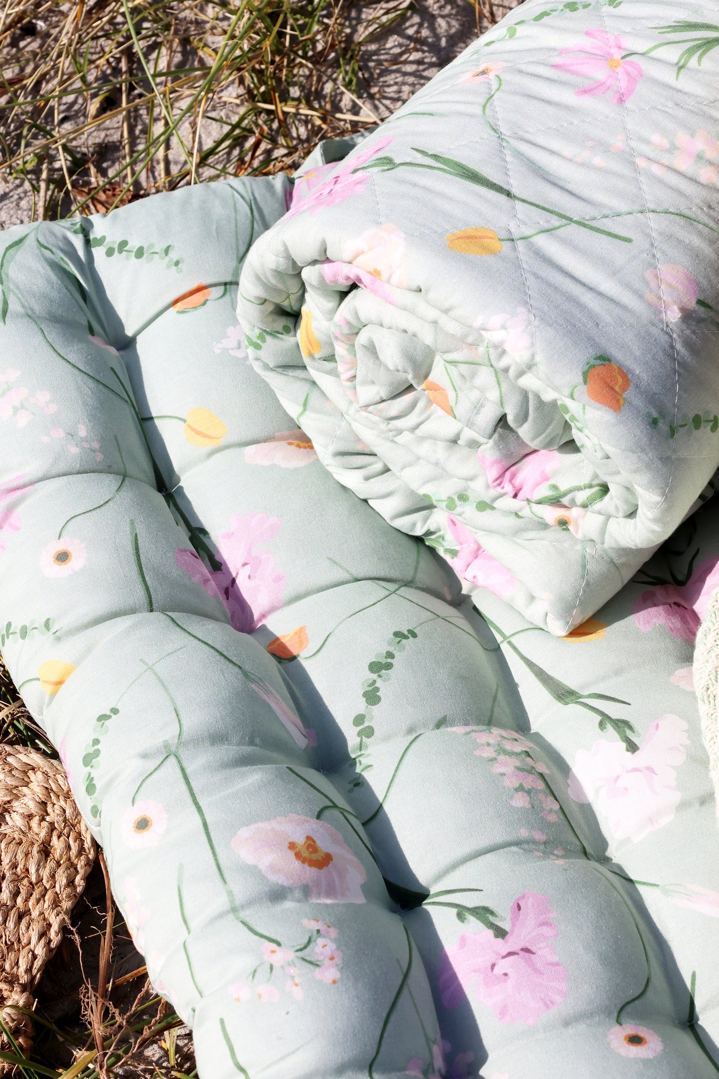 Nap blanket Aix quilted floral green Chic Antique