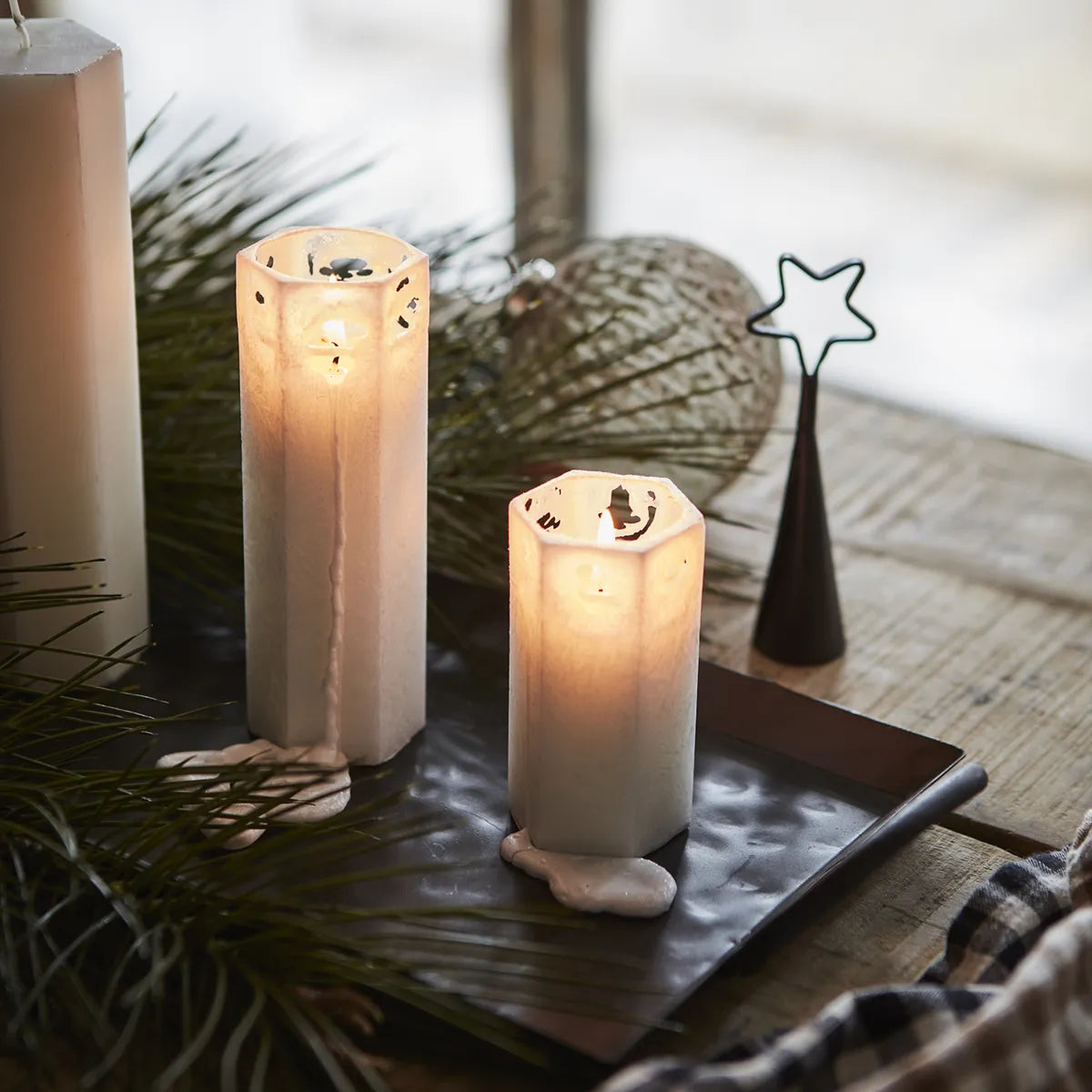 Pitsikynttilä 20cm valkoinen