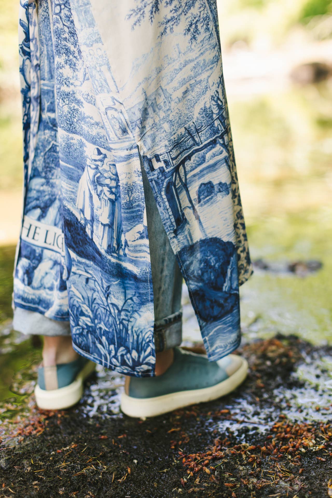 Let The Light In Kimono
