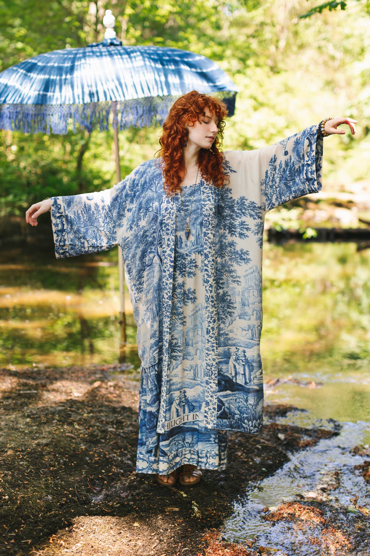 Let The Light In Kimono