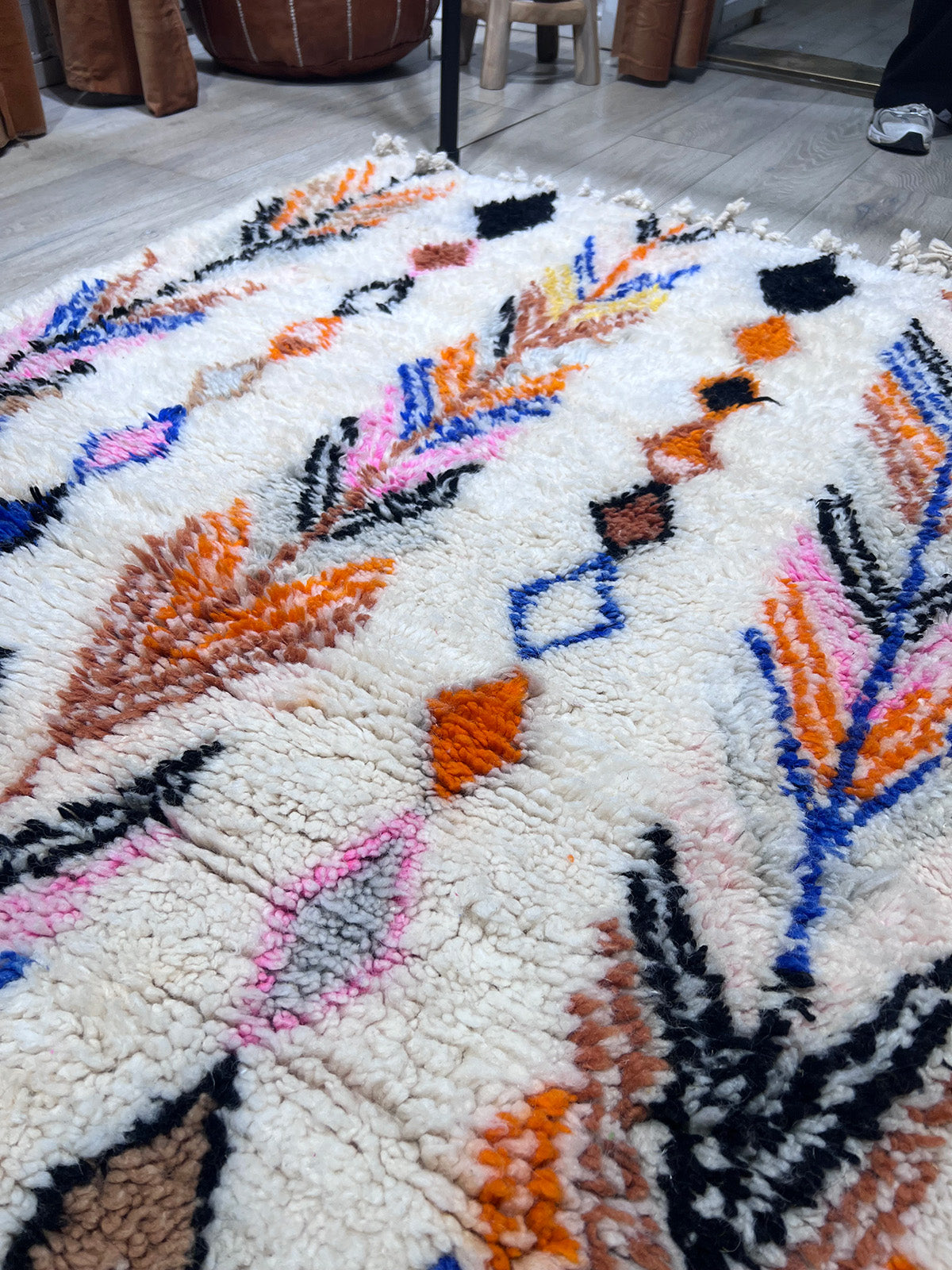 Moroccan rug 105 x 165 cm