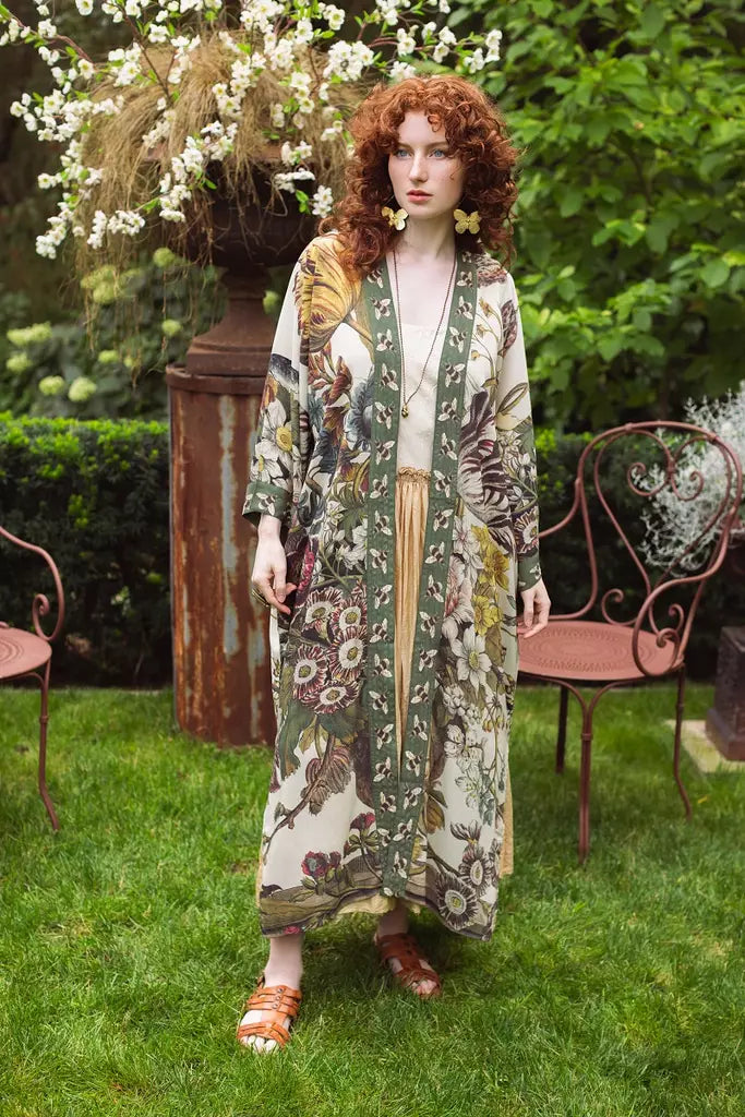 Kimono Love Grows Wild Flowe Bamboo