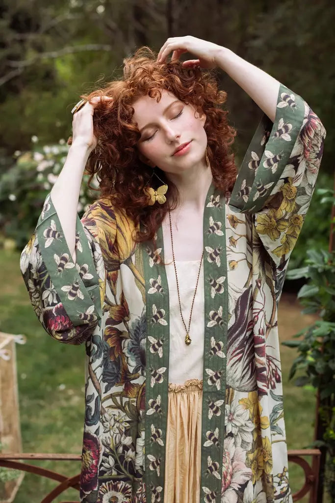 Kimono Love Grows Wild Flowe Bamboo