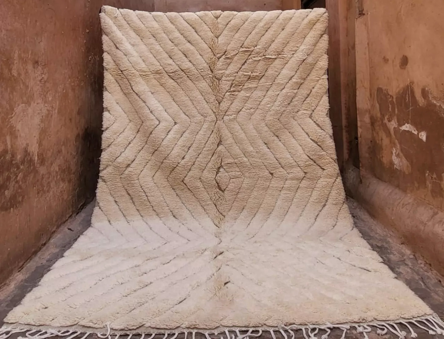 Moroccan rug 197 x 314 cm