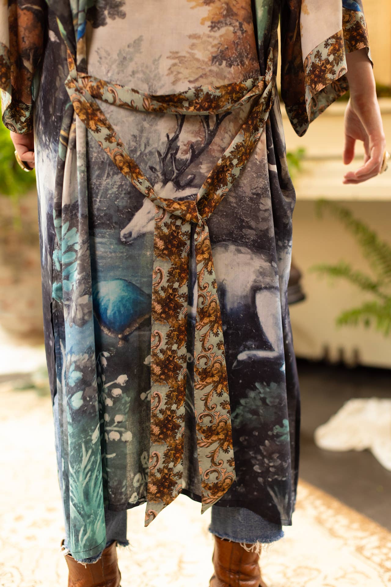 Theatre of Dreams Kimono