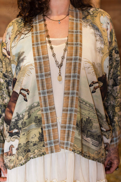 Born To Run Cropped Kimono