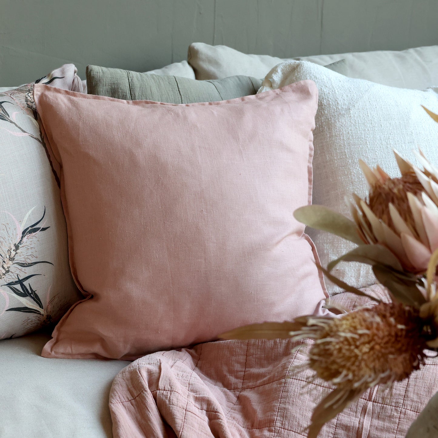 Aix cushion cover linen pink Chic antique