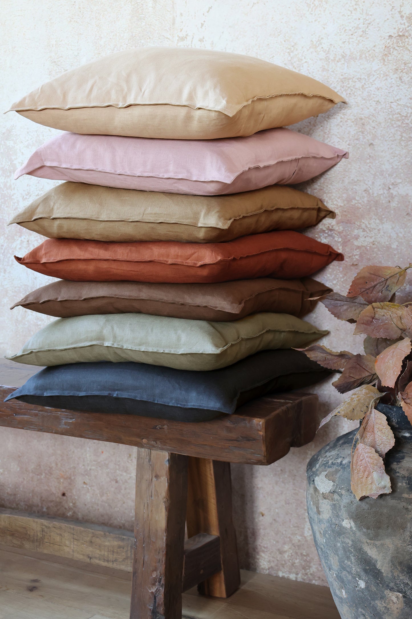 Aix cushion cover linen Honey Chic Antique