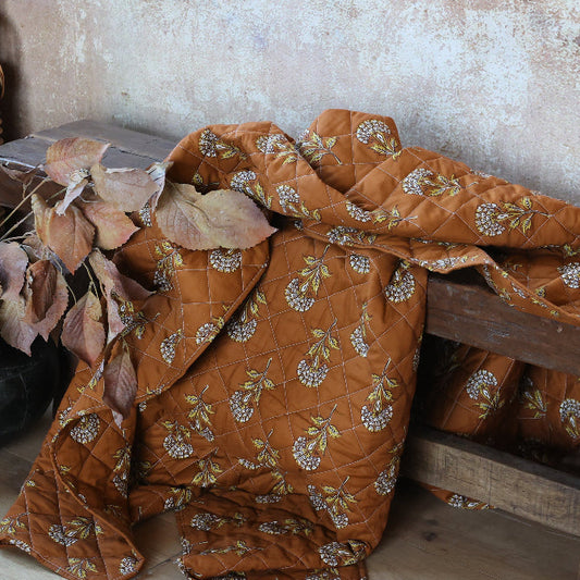 Nap blanket Aix quilted floral green Chic Antique