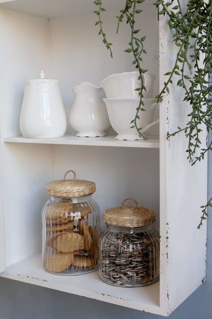 Seinäkaappi Chic Antique