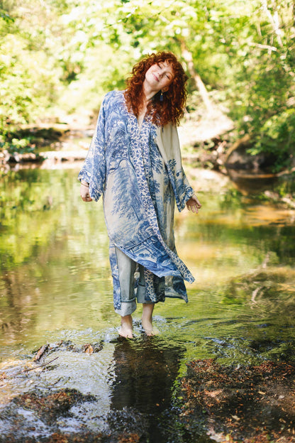 Let The Light In Kimono