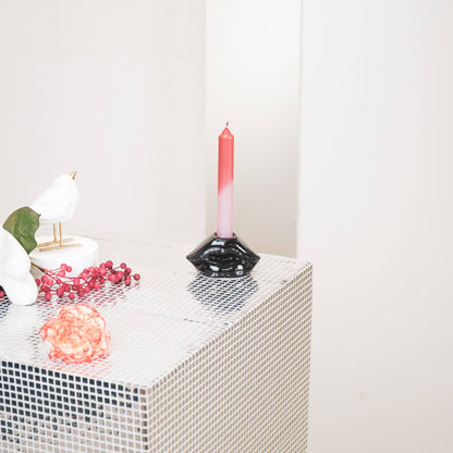 Lips Don't Lie candlestick, black - 10.5x6.5x5.5cm