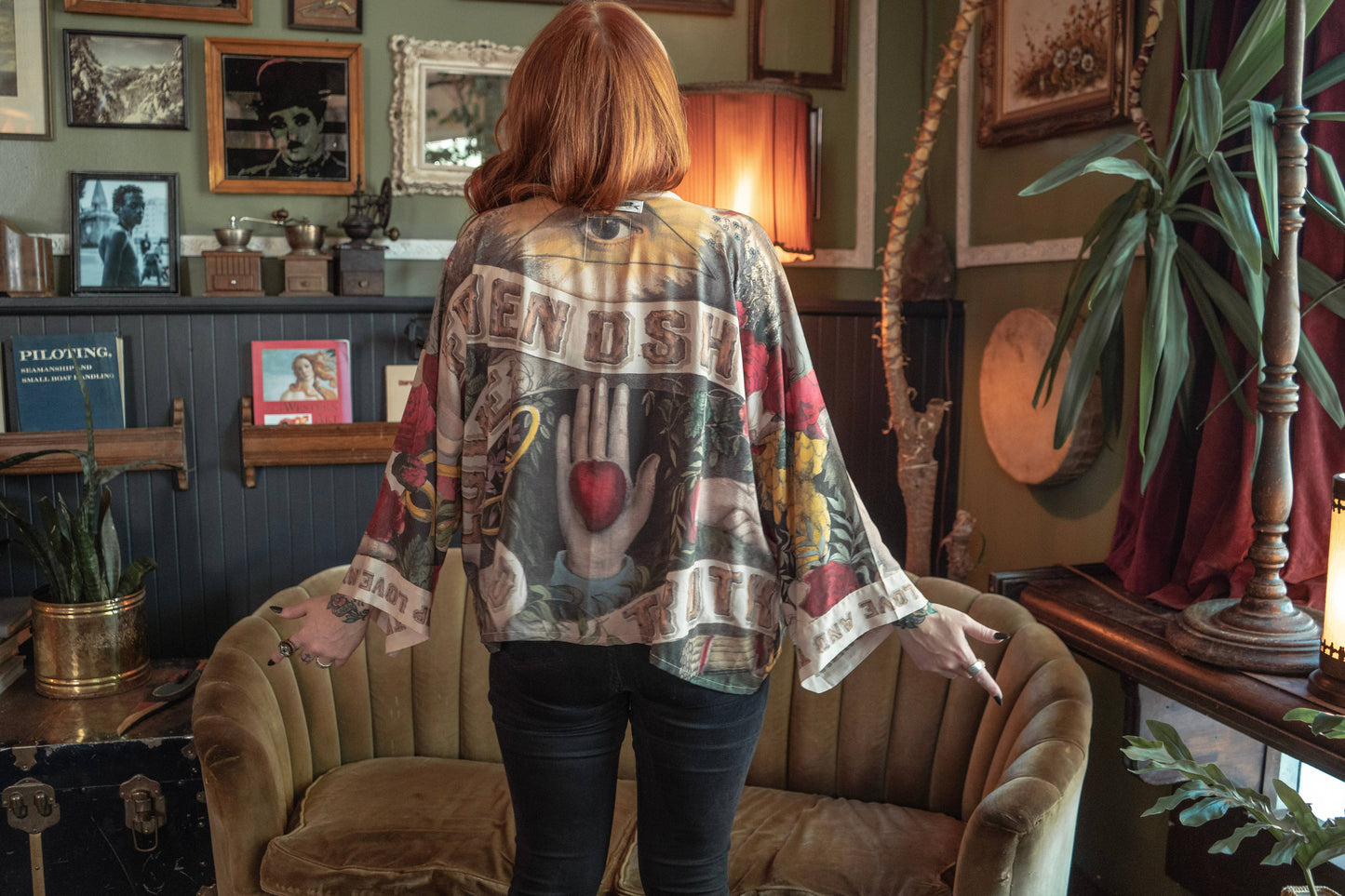 Friendship Love &amp; Truth Pixie Duster Cropped Kimono
