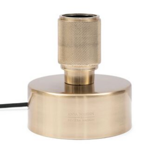 Anna Nooshin Round Table Lamp soft gold Rivièra Maison