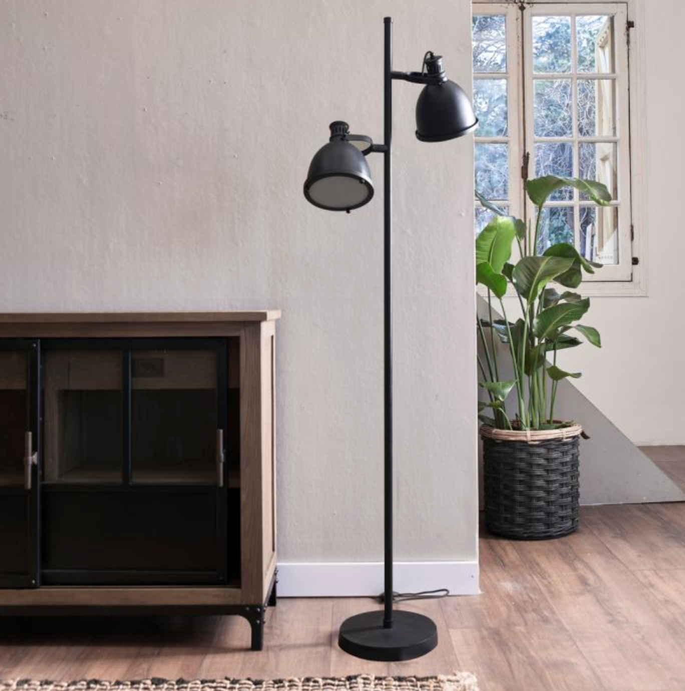 Harlem Floor Lamp black Riviera Maison