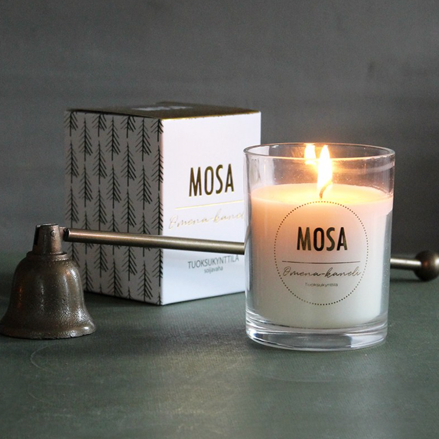 Apple-cinnamon scented candle, Mosa