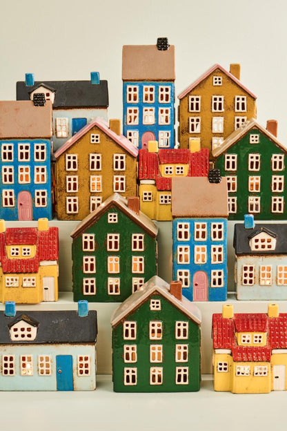 Talolyhty Nyhavn sininen vaaleanpunainen ovi