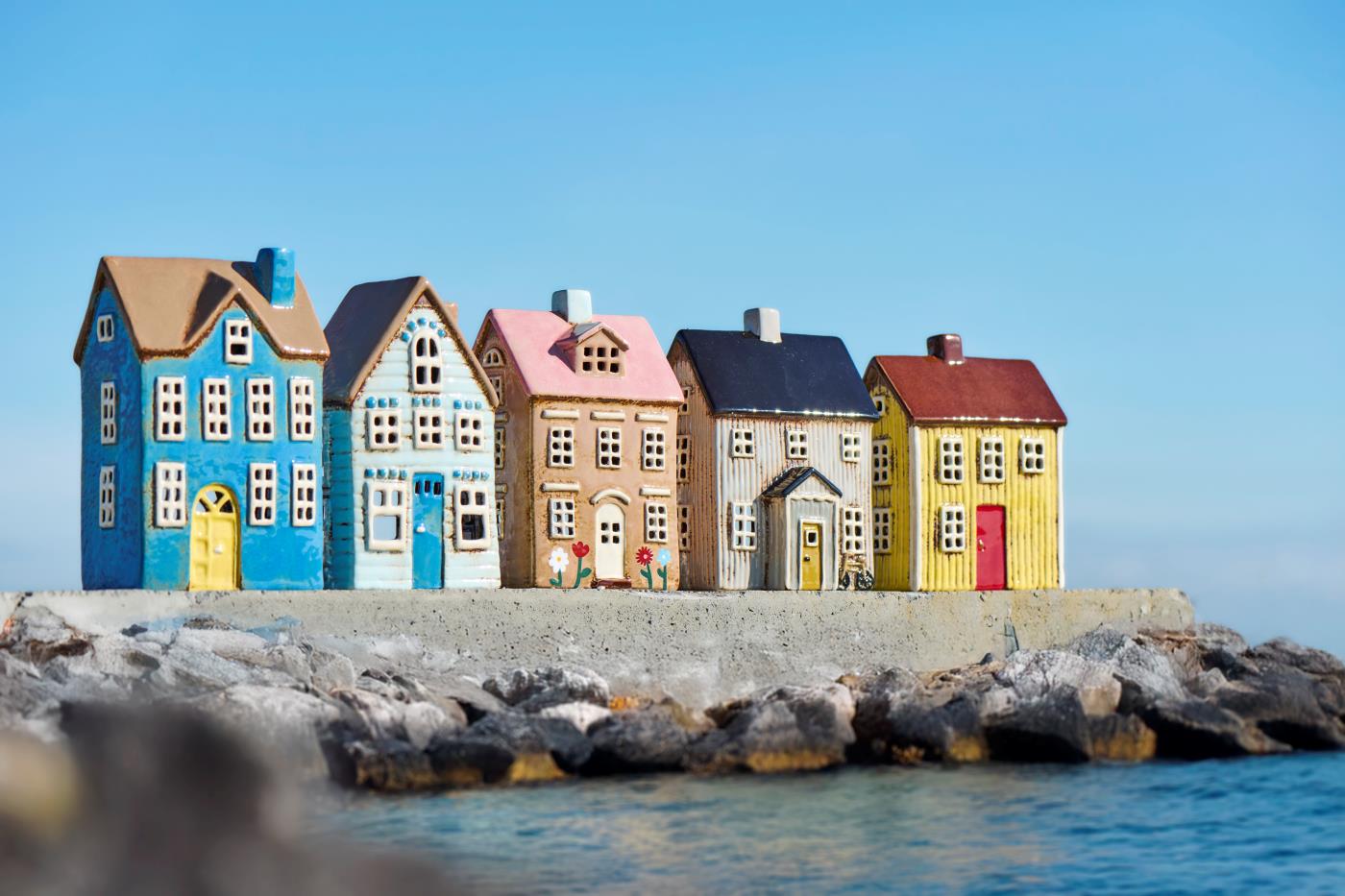 Talolyhty Nyhavn beige kukilla