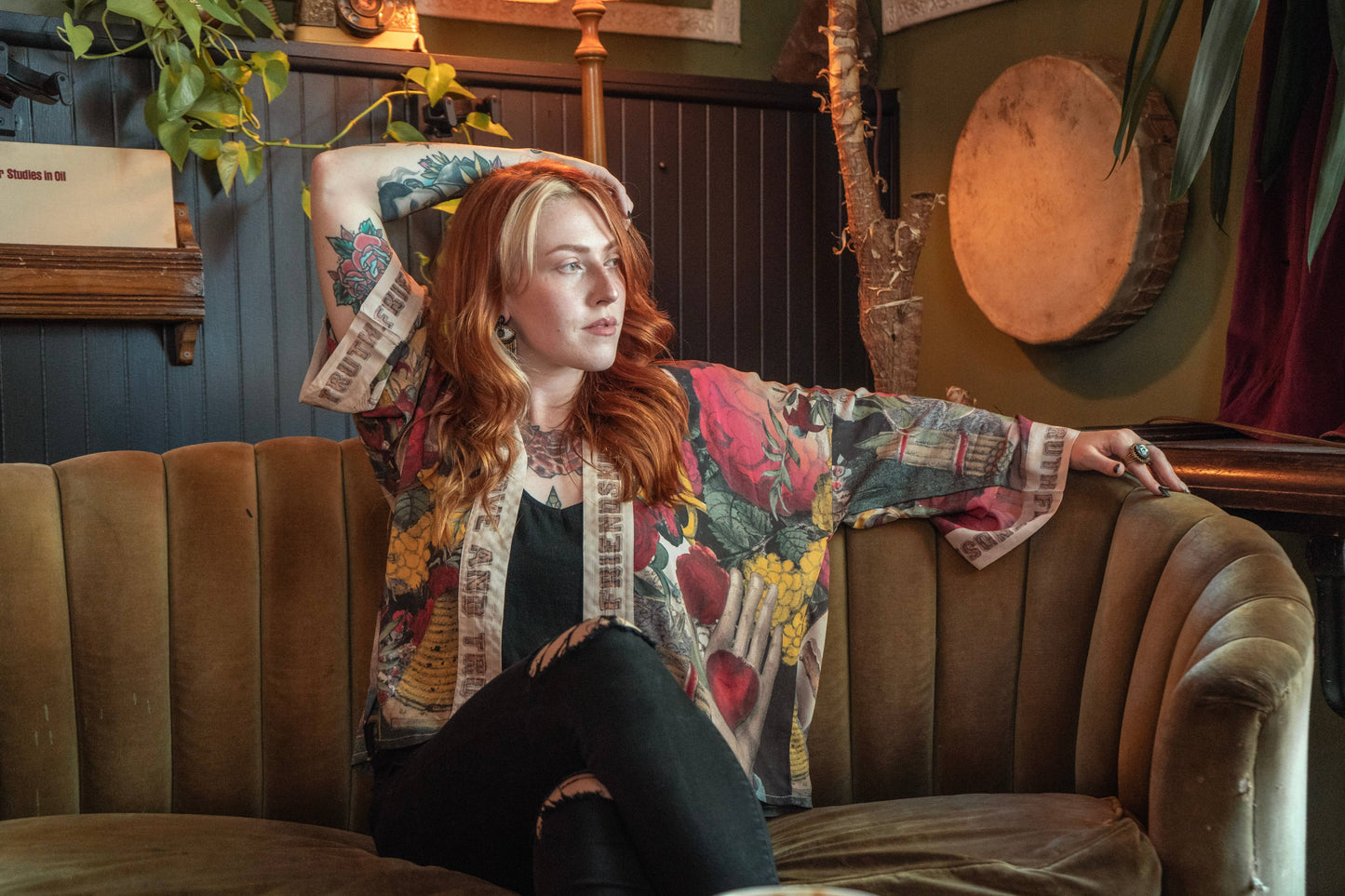 Friendship Love &amp; Truth Pixie Duster Cropped Kimono