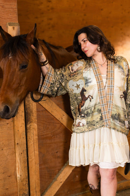 Born To Run Cropped Kimono
